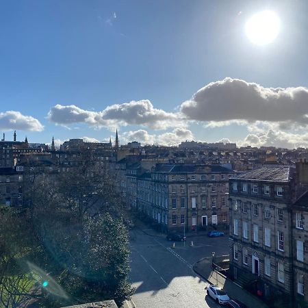 New Town Apartment With Castle View エディンバラ エクステリア 写真