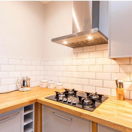 New Town Apartment With Castle View エディンバラ エクステリア 写真